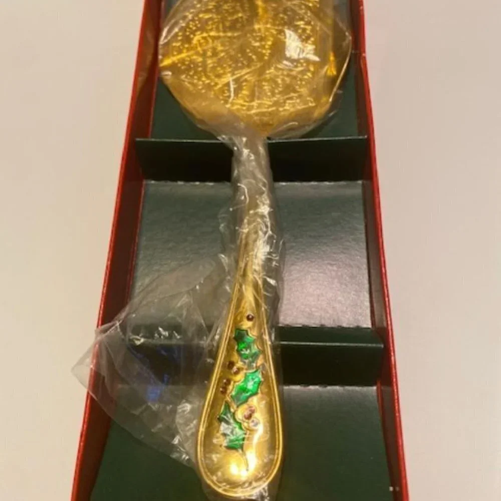 Retroneu Cranberry Server Cloissone 24K Gold Electroplate Made in Japan Boxed